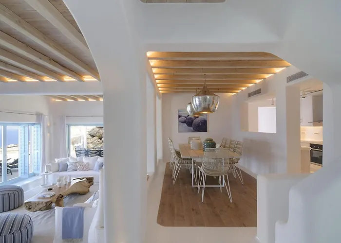 Bluebird Sunbird Villa Mykonos Town