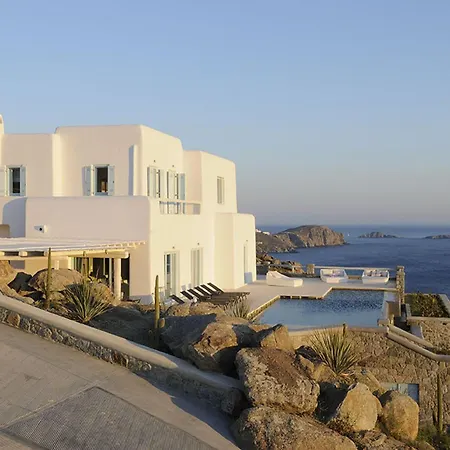 Bluebird Sunbird * Mykonos Town