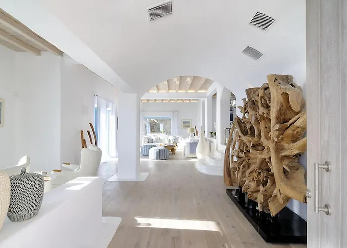 Bluebird Sunbird Mykonos Town