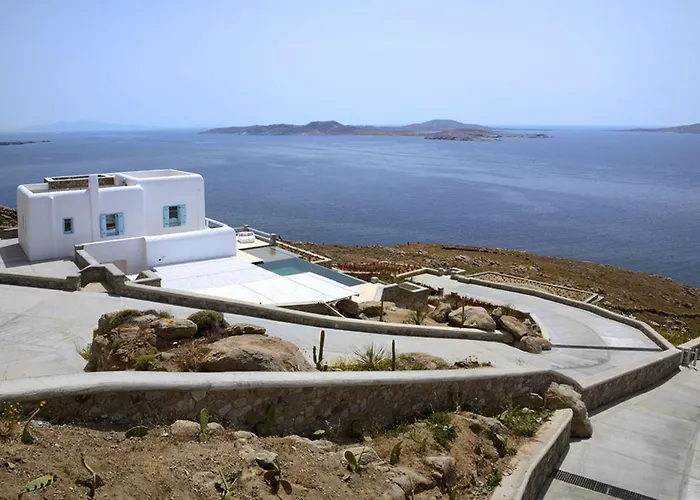 Bluebird Sunbird וילה